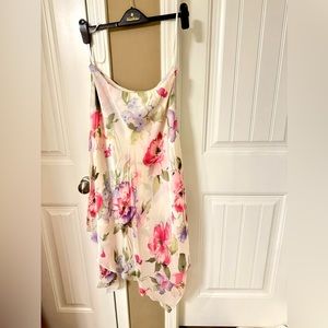 Beautiful Ralph Lauren silk skirt